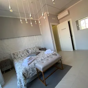 Πανσιόν Spiderrooms